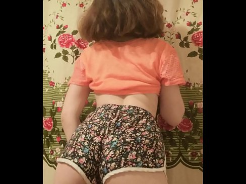 ❤️ Seksi enom bayek stripping mati dheweke kathok cendhak ing kamera ❤️❌ Video seks ing jv.high-pass.ru ❌